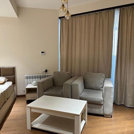 Beautiful Apartment In The Center Of Yerevan Luaran gambar